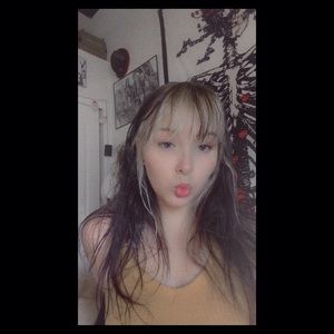 Meet your Posher, Brial-rose